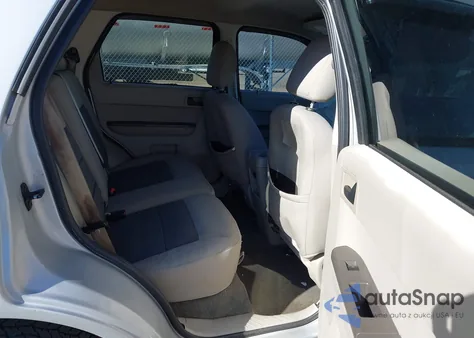 2008 Ford Escape Xlt из США, поврежденный, VIN 1FMCU03168KB53385